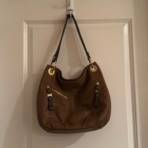 B Makowsky leather purse